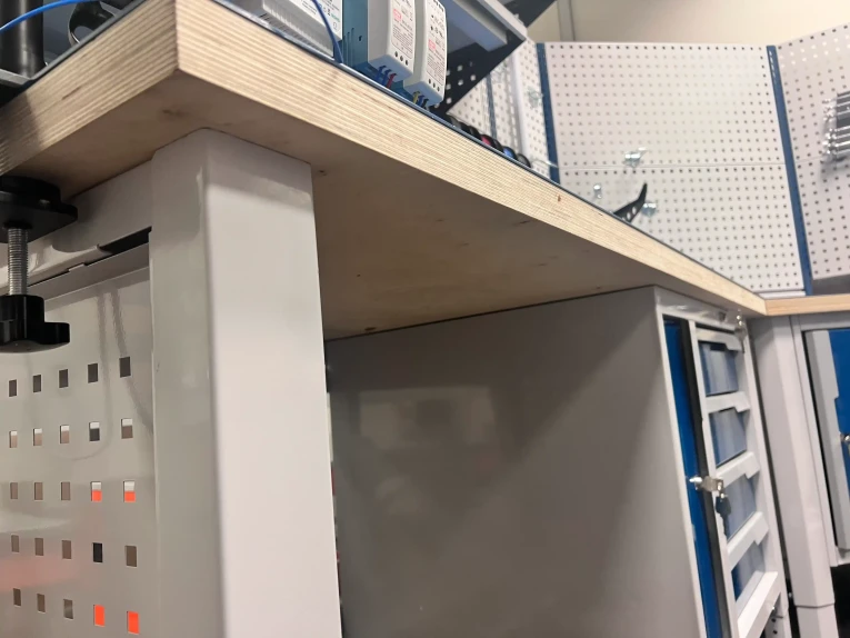 Верстак CTR 2232.S4L34.24-1 купить в Архангельске Верстак CTR 2232.S4L34.24-1 купить в Архангельске