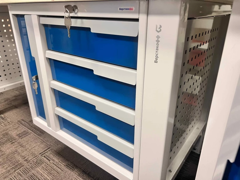 Стол-верстак Craft 2202.S7L26.24-2F купить в Архангельске Стол-верстак Craft 2202.S7L26.24-2F купить в Архангельске