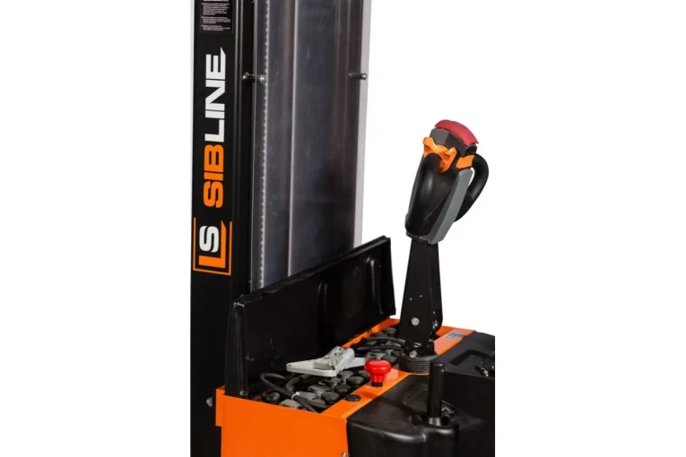 Штабелер электрический самоходный с платформой 2 т - 4,5 м Вилы: 1150 , АКБ Свинцово - кислотная, CL2045W SIBLINE купить в Архангельске Штабелер электрический самоходный с платформой 2 т - 4,5 м Вилы: 1150 , АКБ Свинцово - кислотная, CL2045W SIBLINE купить в Архангельске